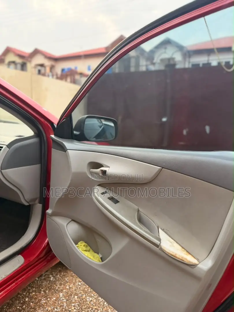 Toyota Corolla 2010 Red