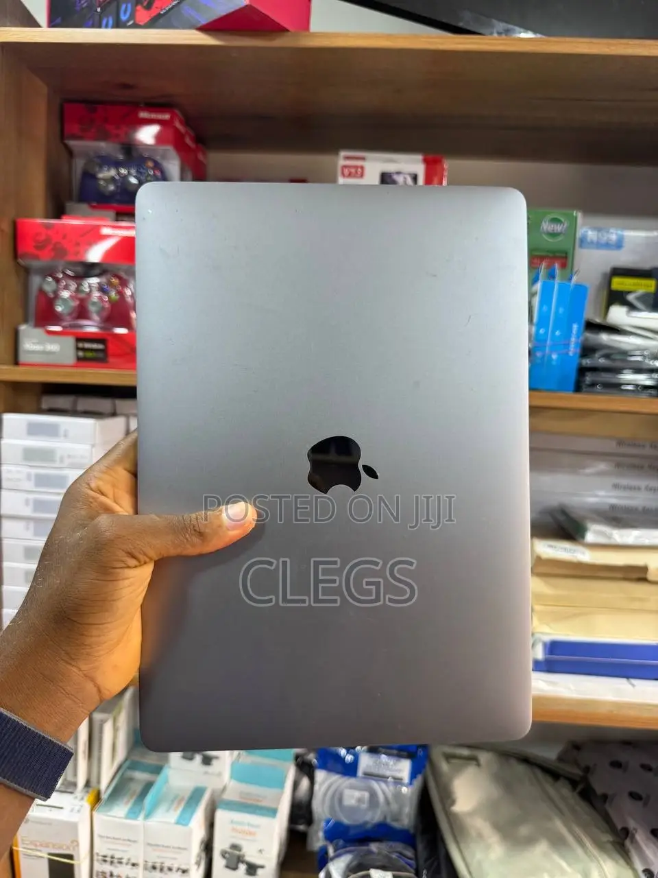 Laptop Apple MacBook Pro 2017 8GB Intel Core i5 SSD 256GB