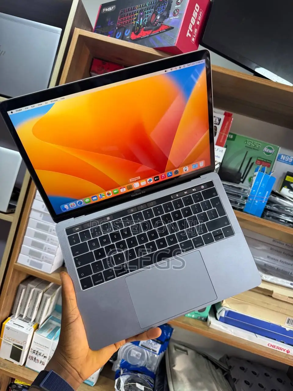 Laptop Apple MacBook Pro 2017 8GB Intel Core i5 SSD 256GB