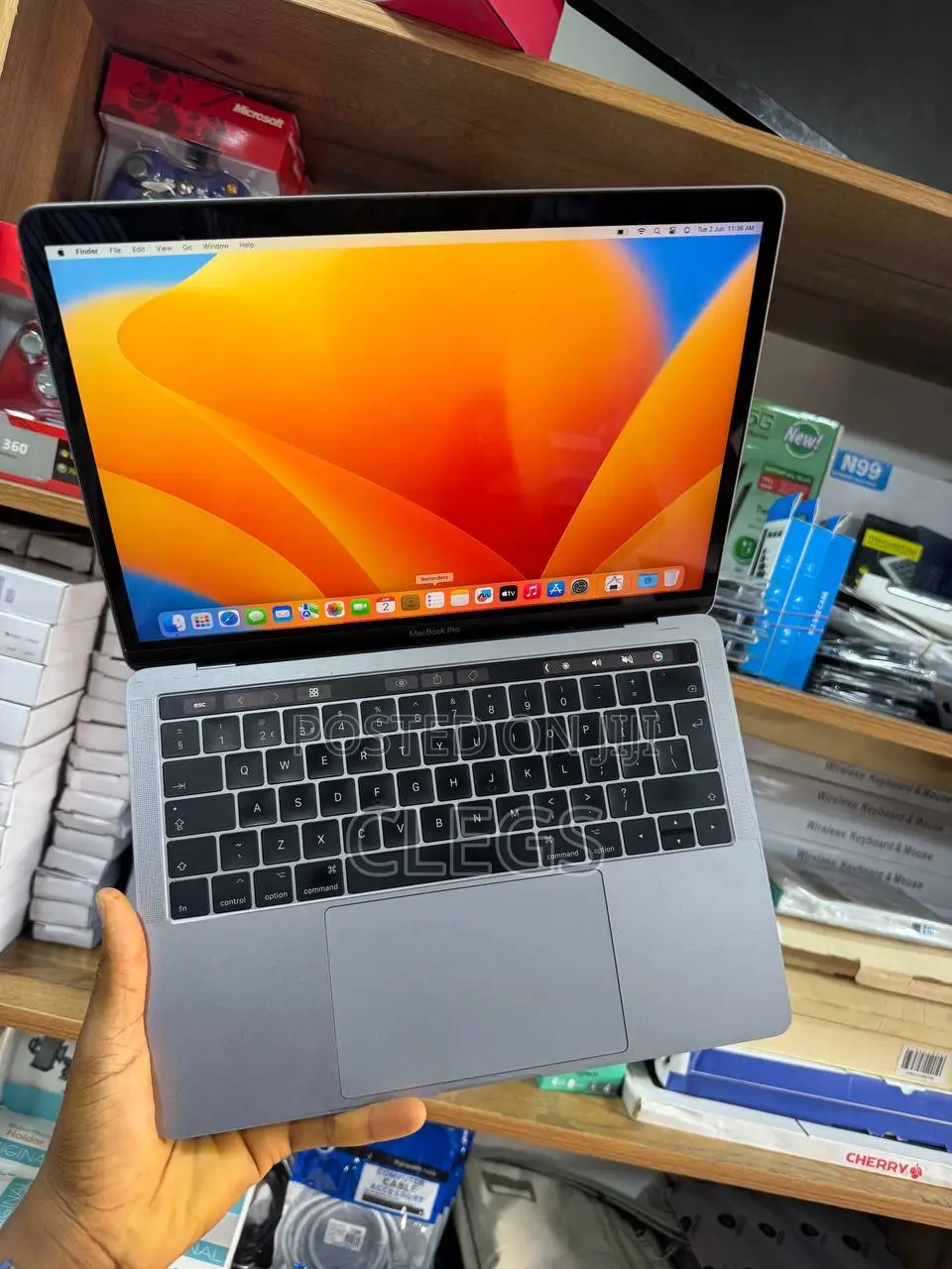 Laptop Apple MacBook Pro 2017 8GB Intel Core i5 SSD 256GB