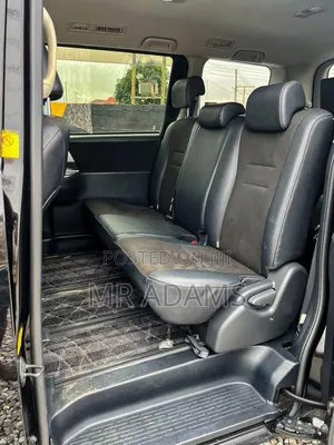 Toyota Voxy 2014 Black