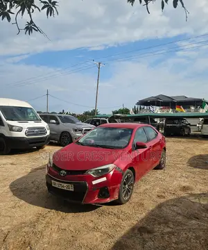 Toyota Corolla S 4dr Sedan (1.8L 4cyl CVT) 2016 Red