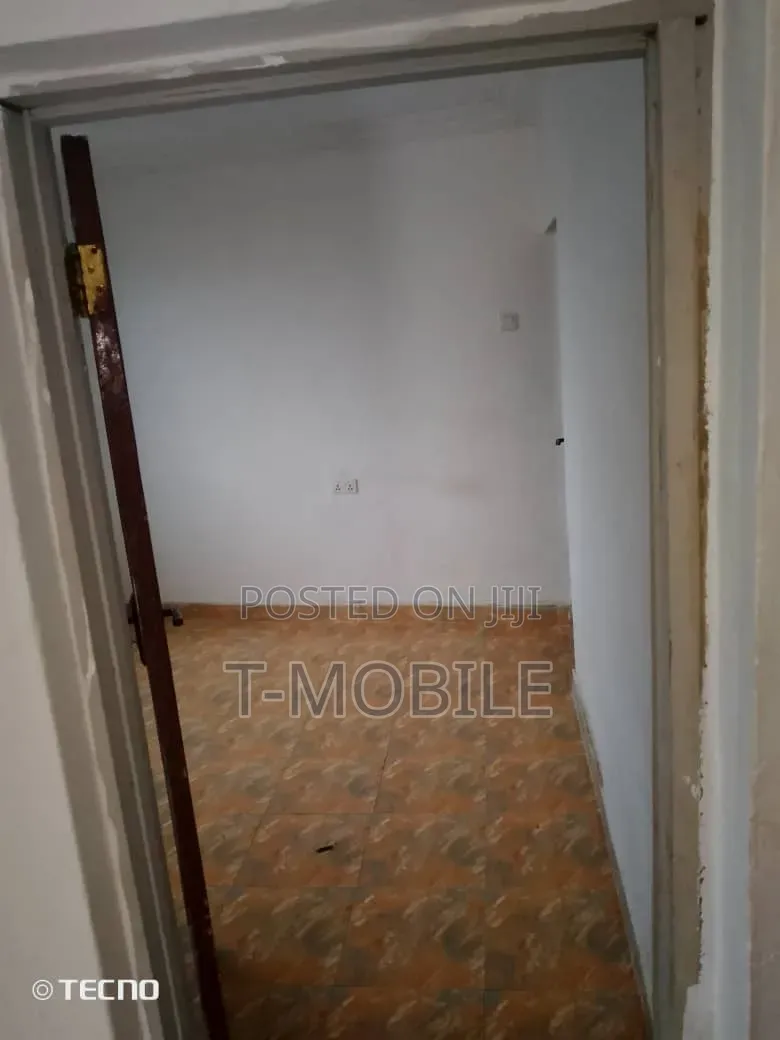 2bdrm House in Pokuase for rent