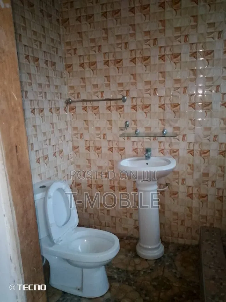 2bdrm House in Pokuase for rent