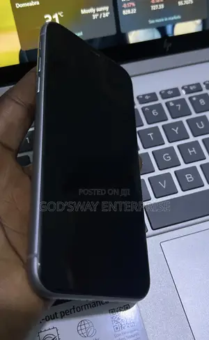 Apple iPhone 11 64 GB Purple
