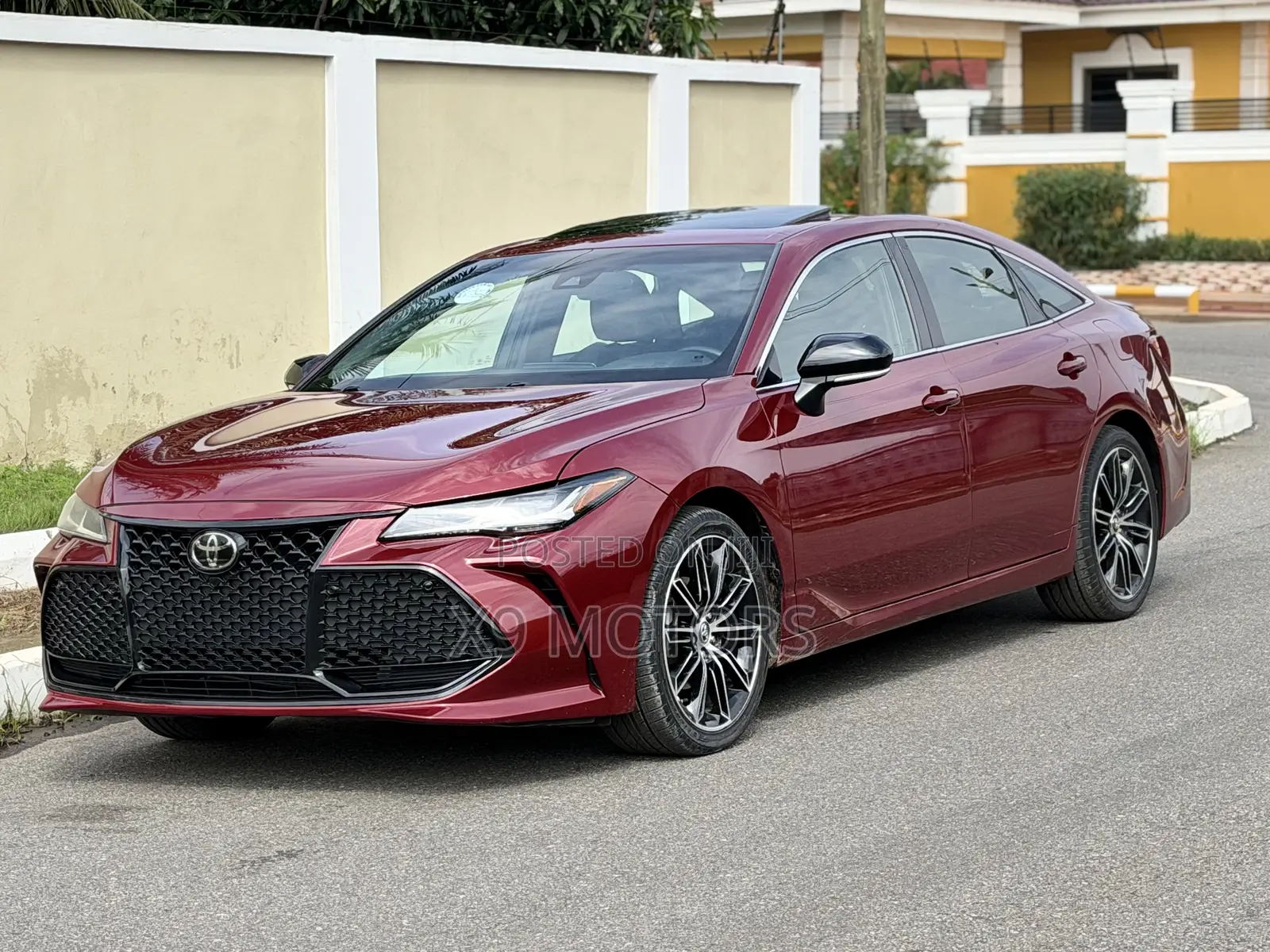 Toyota Avalon 2024 Red