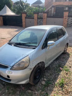 Honda Fit Aria 2005 Silver