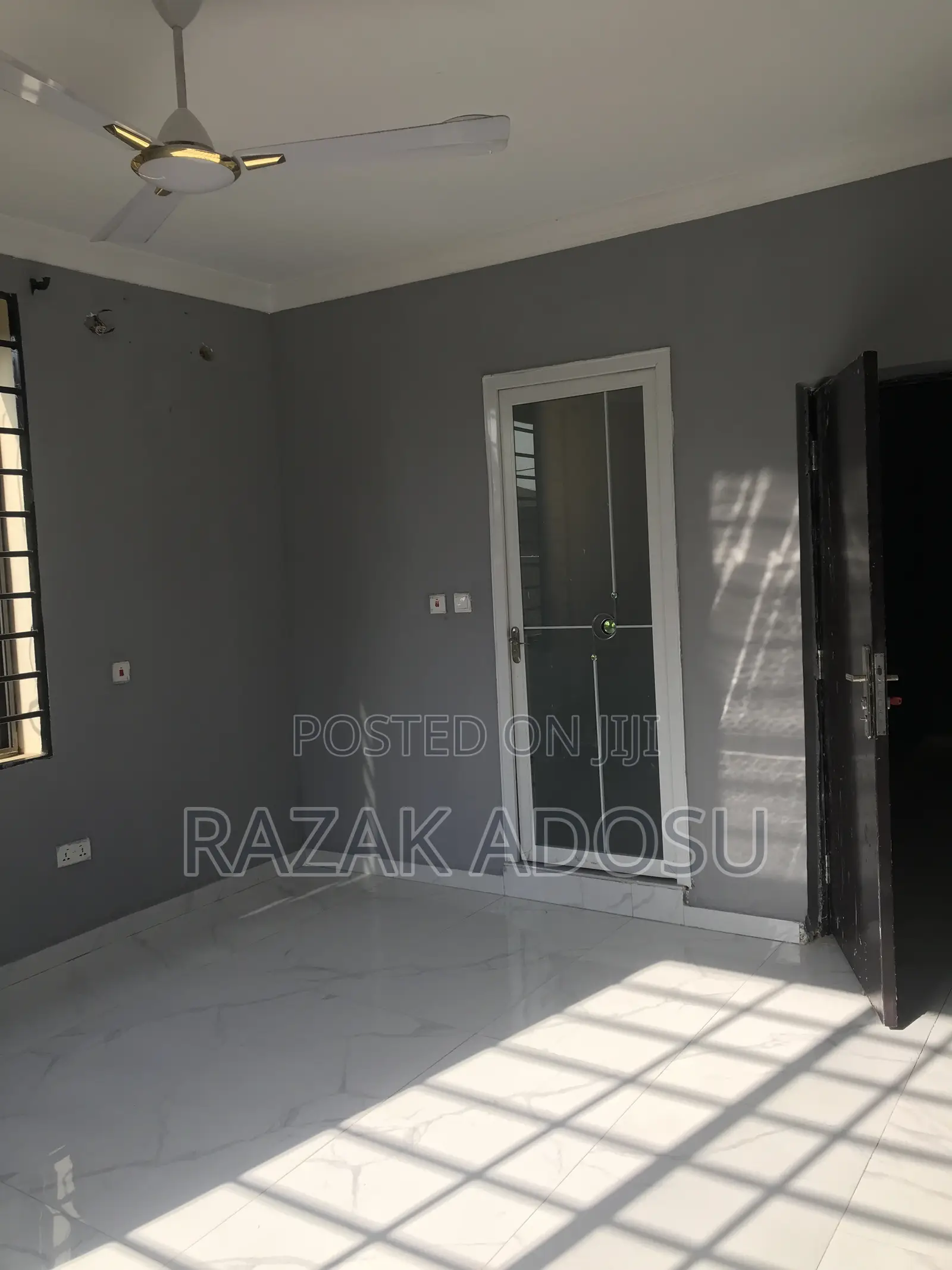 3bdrm House in School Junction for rent