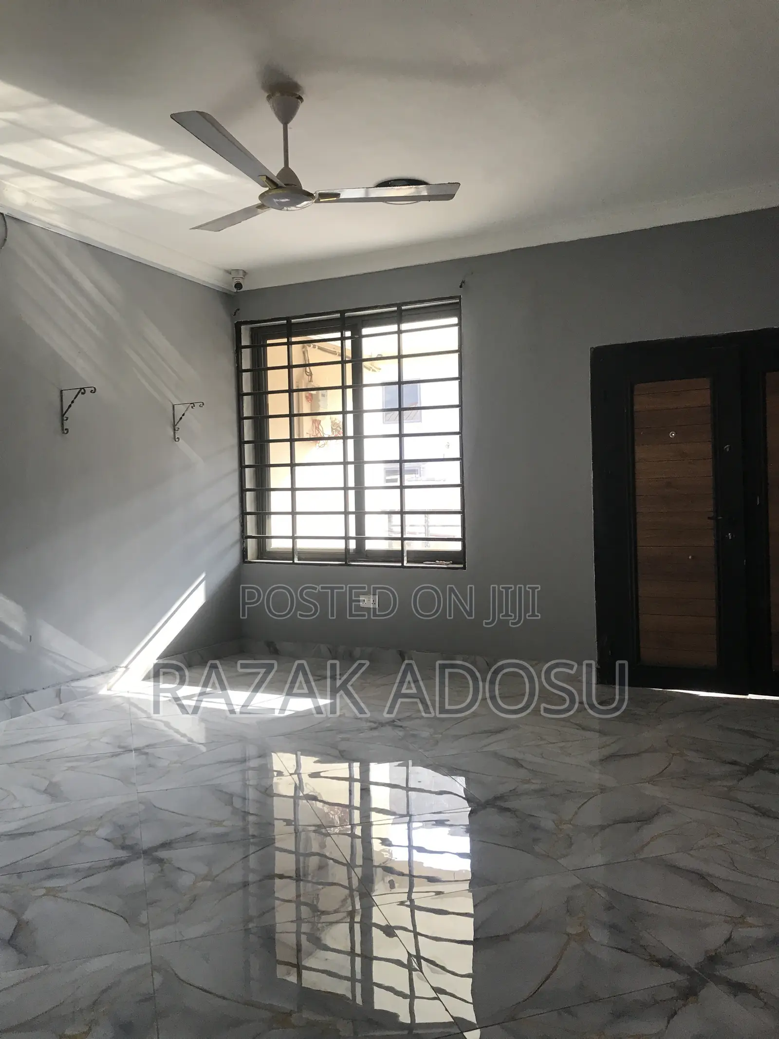 3bdrm House in School Junction for rent