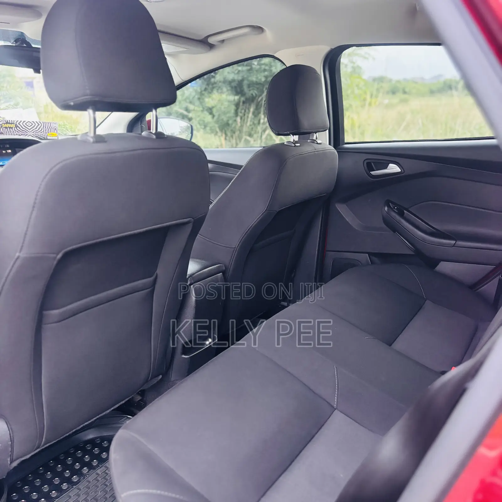 Ford Focus SEL Sedan FWD (2.0L 4cyl 6A) 2017 Burgundy