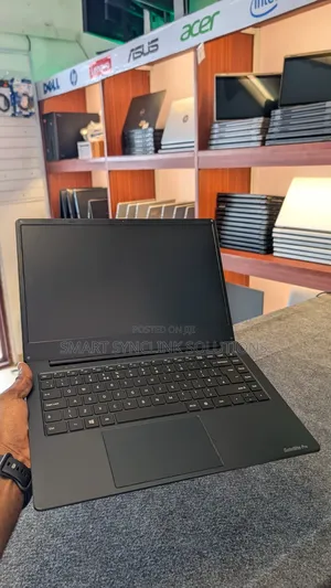 Laptop Toshiba Satellite Pro C640 4GB Intel Celeron SSD 128GB