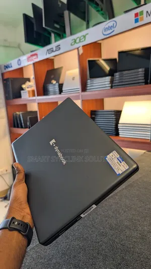 Laptop Toshiba Satellite Pro C640 4GB Intel Celeron SSD 128GB