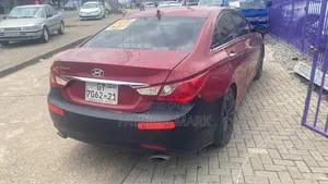 Hyundai Sonata 2013 Red