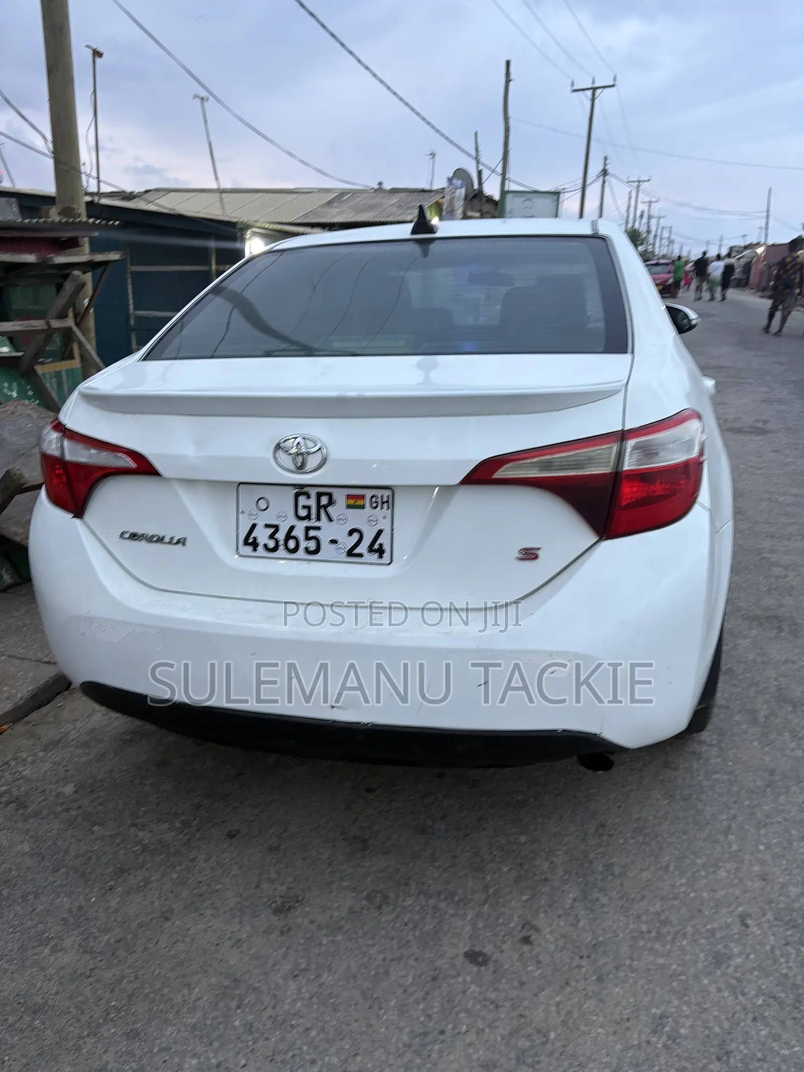 Toyota Corolla L 4dr Sedan (1.8L 4cyl 4A) 2015 White
