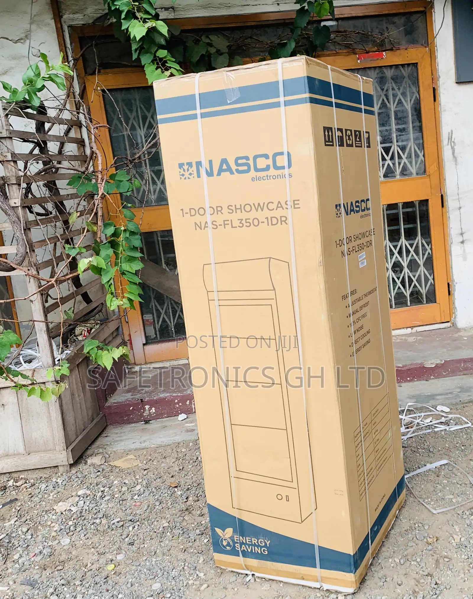 Secure Neat Nasco 358l Single Door Display Fridge (Nas-Fl400-1dr)