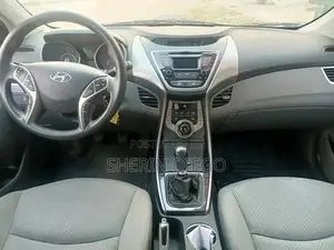 Hyundai Elantra GS Coupe FWD (1.8L 4cyl 6A) 2013 Black