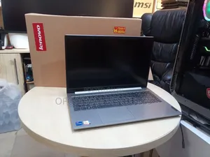 New Laptop Lenovo ThinkBook 15 16GB Intel Core i7 SSD 512GB