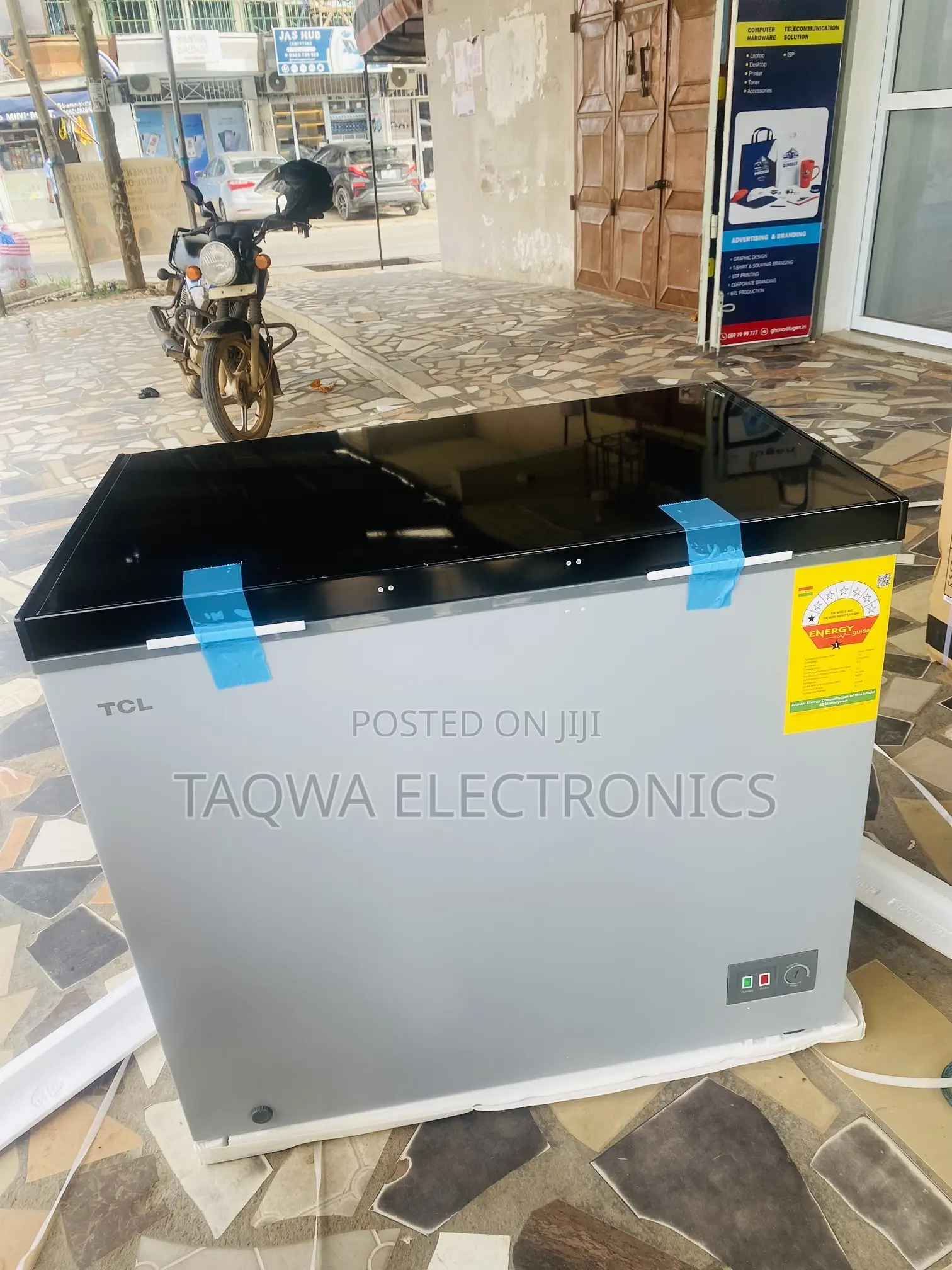 TCL Gray Color 251 Litres Chest Freezer