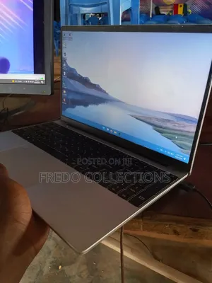 Laptop 8GB Intel Core i7 SSHD (Hybrid) 500GB