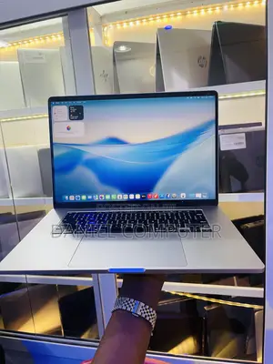 Laptop Apple MacBook Pro 2019 16GB Intel Core i7 SSD 512GB