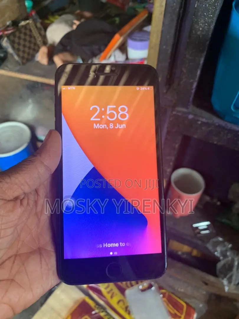 Apple iPhone 7 Plus 32 GB Black