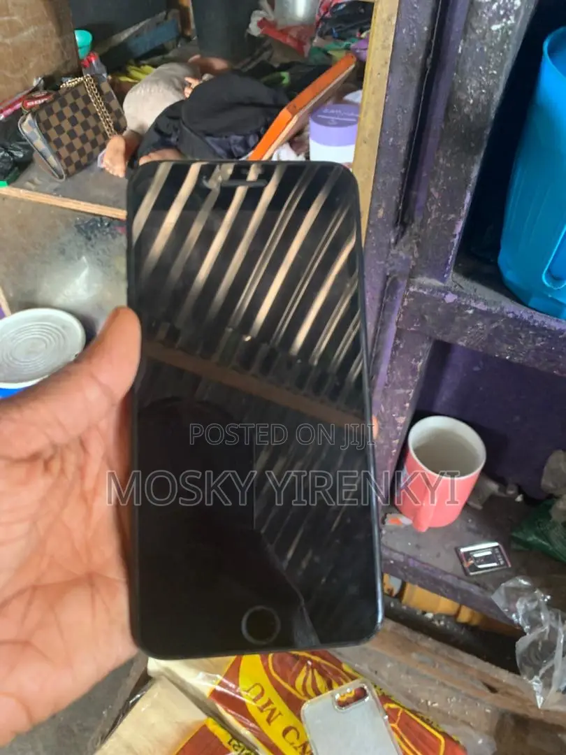 Apple iPhone 7 Plus 32 GB Black