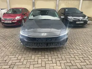 Hyundai Elantra SEL Sport IVT 2025 Gray