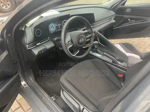 Hyundai Elantra SEL Sport IVT 2025 Gray