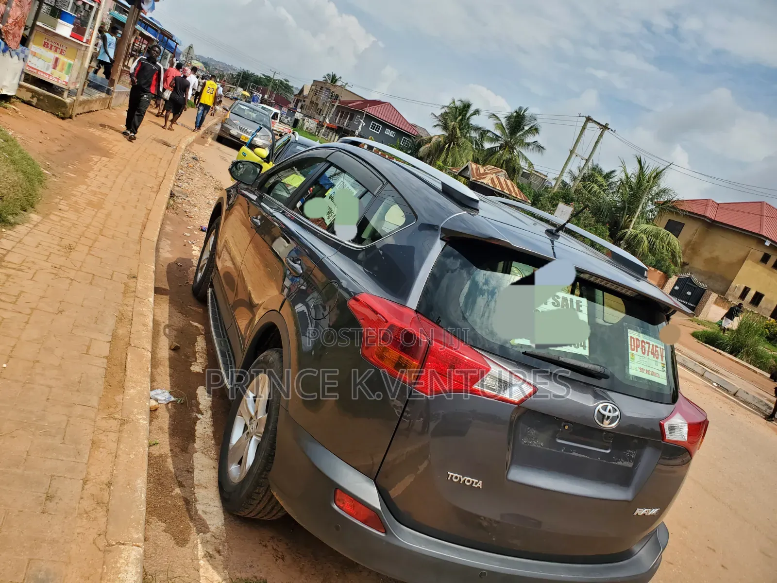 Toyota RAV4 LE 4dr SUV (2.5L 4cyl 6A) 2014 Gray