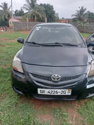 Toyota Yaris 2009 Black