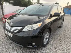 Toyota Sienna 2014 Black