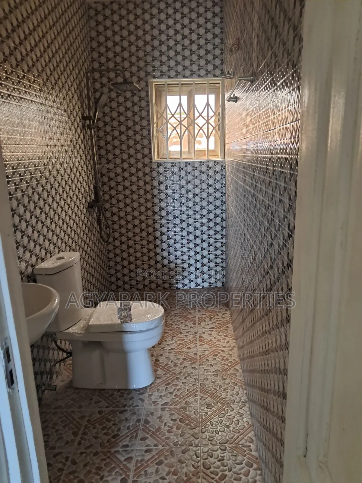 1bdrm Apartment in Pobiman, Amasaman for rent