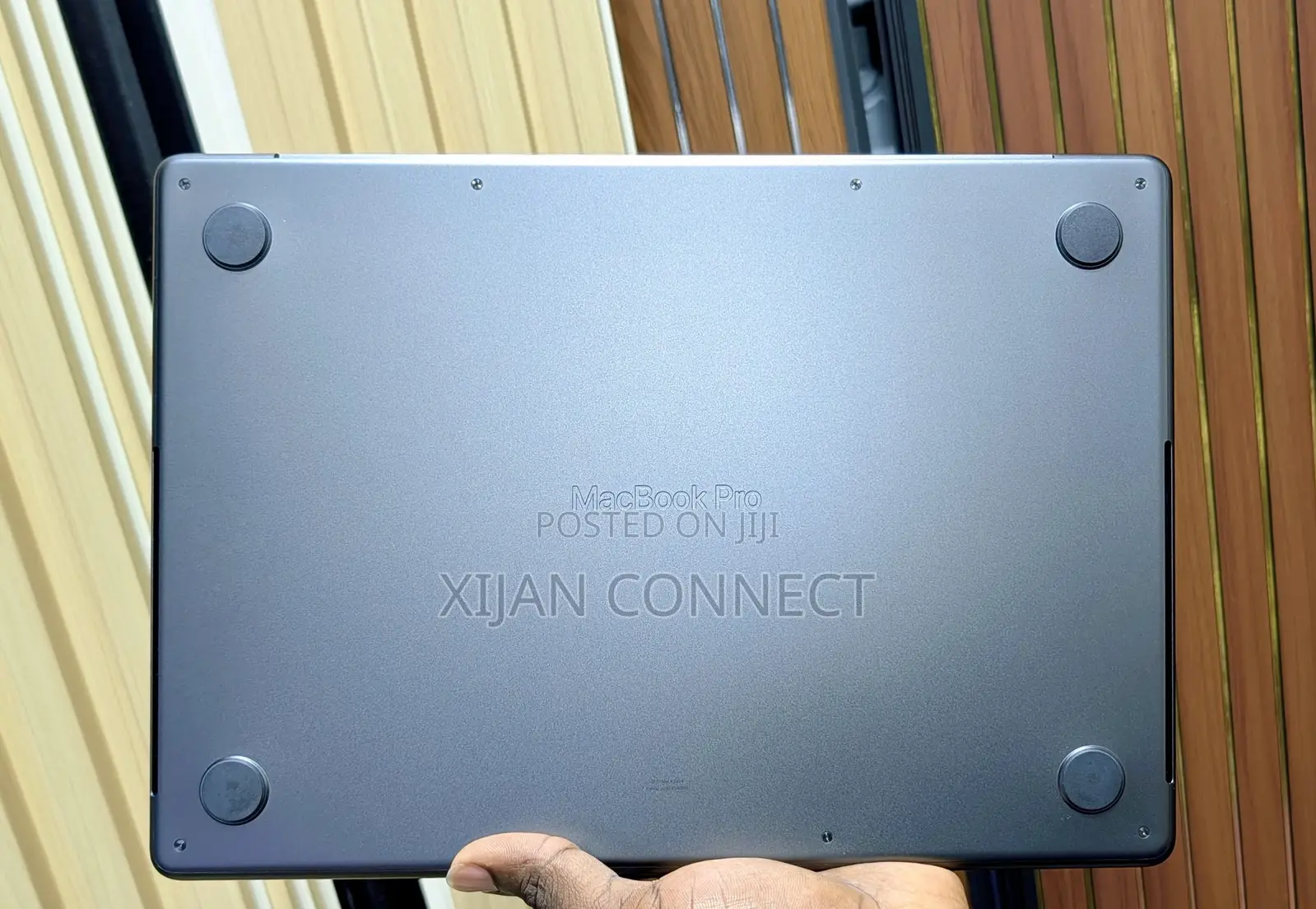 Laptop Apple MacBook Pro 2025 M5 16GB Apple M5 SSD 512GB