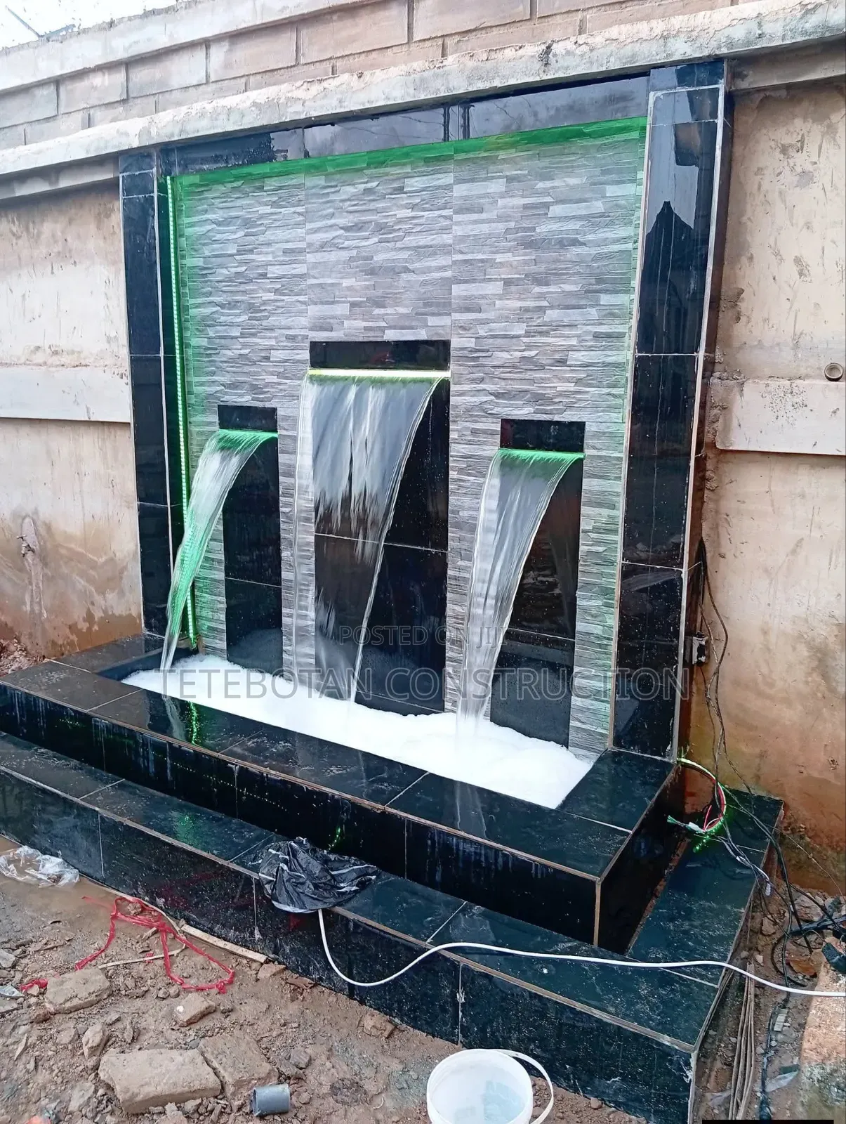 Custom Made Waterfalls Water Fountains Construction Installation