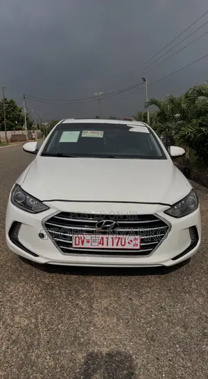 Hyundai Elantra 2018 White