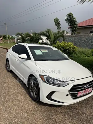 Hyundai Elantra 2018 White