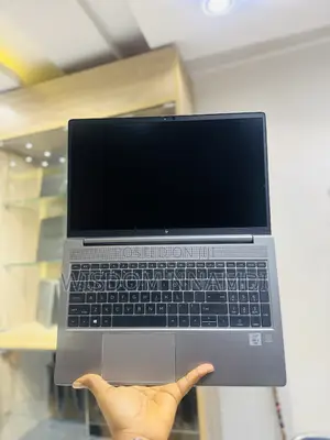 Laptop HP ZBook Power G7 16GB Intel Core i9 SSD 512GB