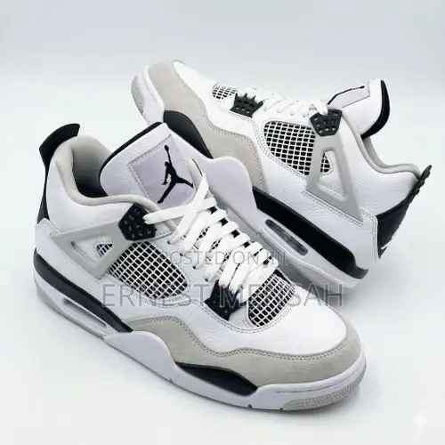 Air Jordan 4 Retro Sneakers White -Black