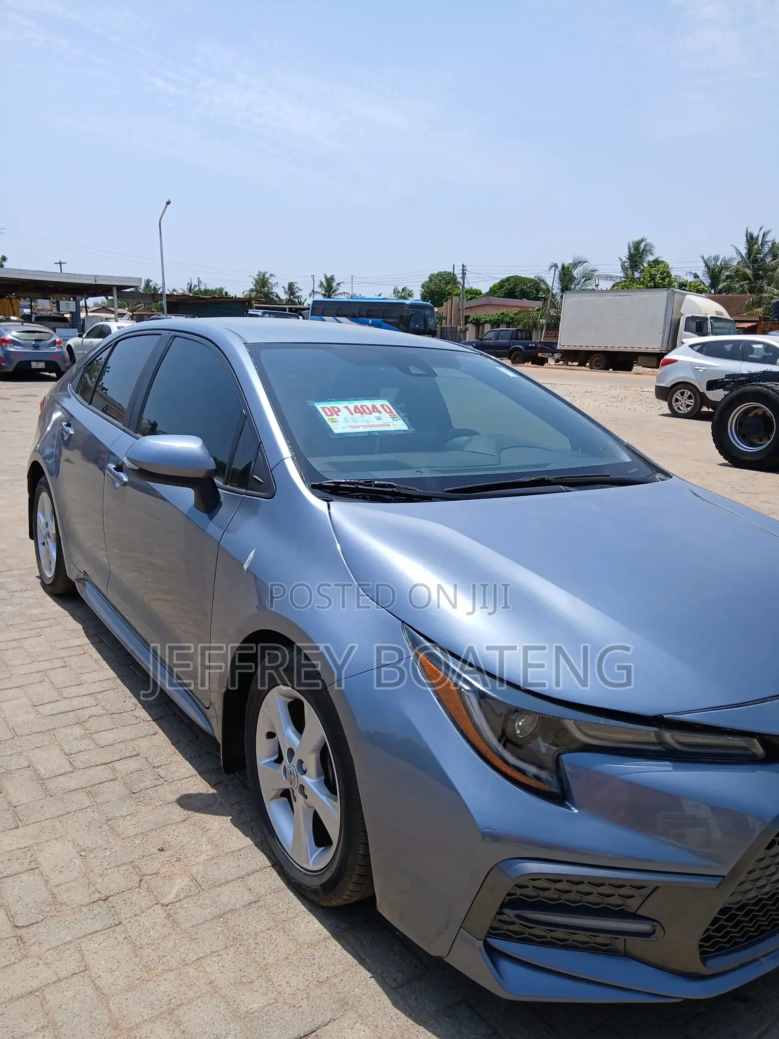 Toyota Corolla SE 2020 Blue