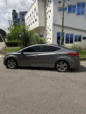 Hyundai Elantra 2013