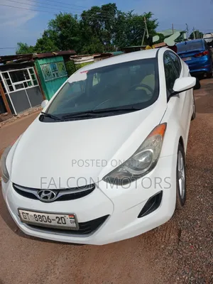 Hyundai Elantra GLS Sedan FWD (1.8L 4cyl 6A) 2013 White