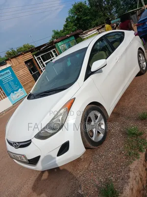 Hyundai Elantra GLS Sedan FWD (1.8L 4cyl 6A) 2013 White