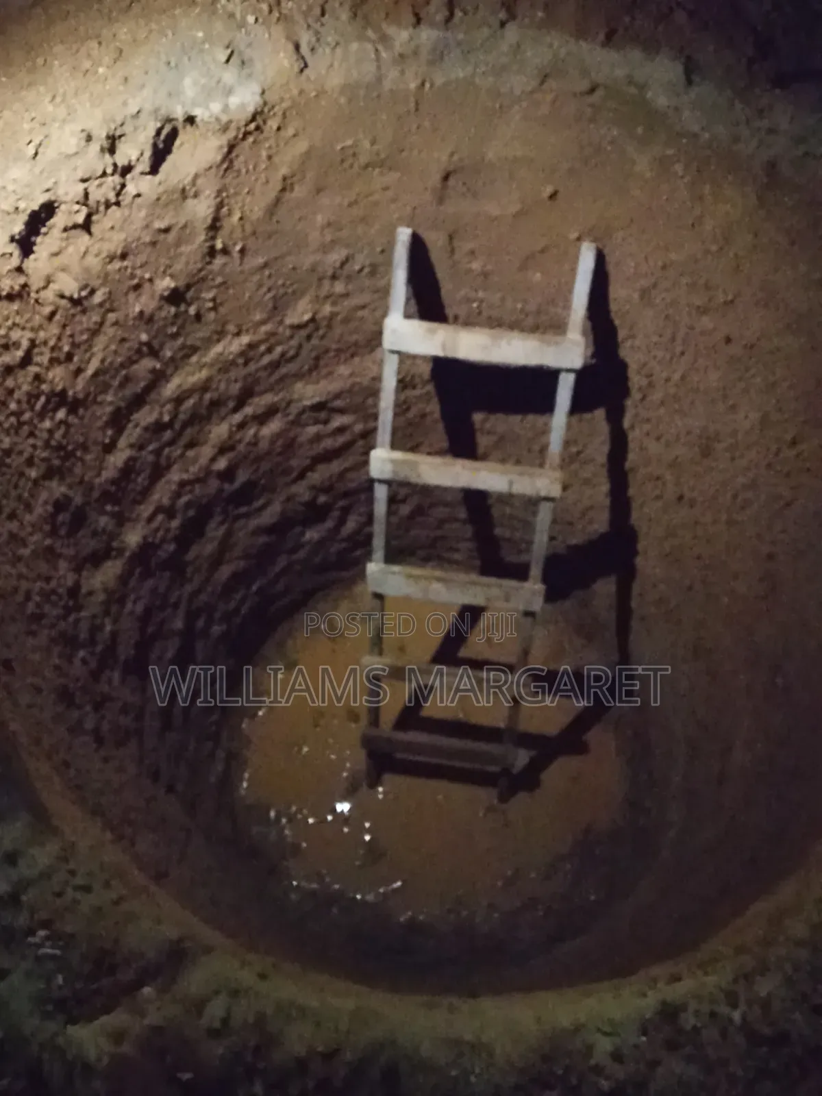 Manhole For Toilet And Wastewater