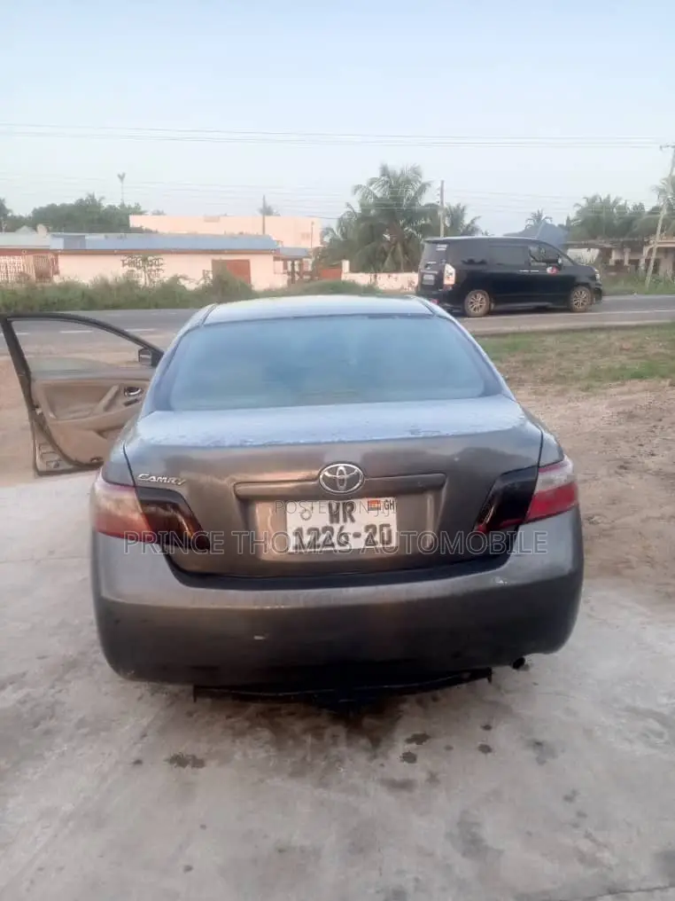 Toyota Camry 2009 Gray