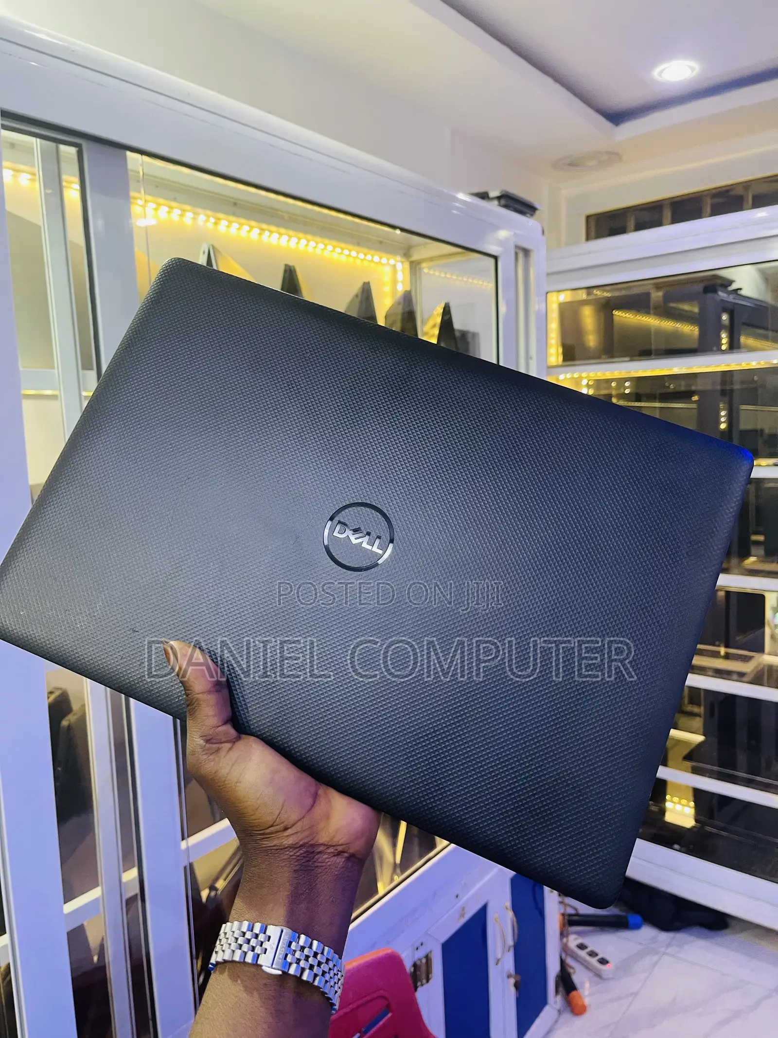 Laptop Dell Vostro 3560 16GB Intel Core i5 SSD 512GB