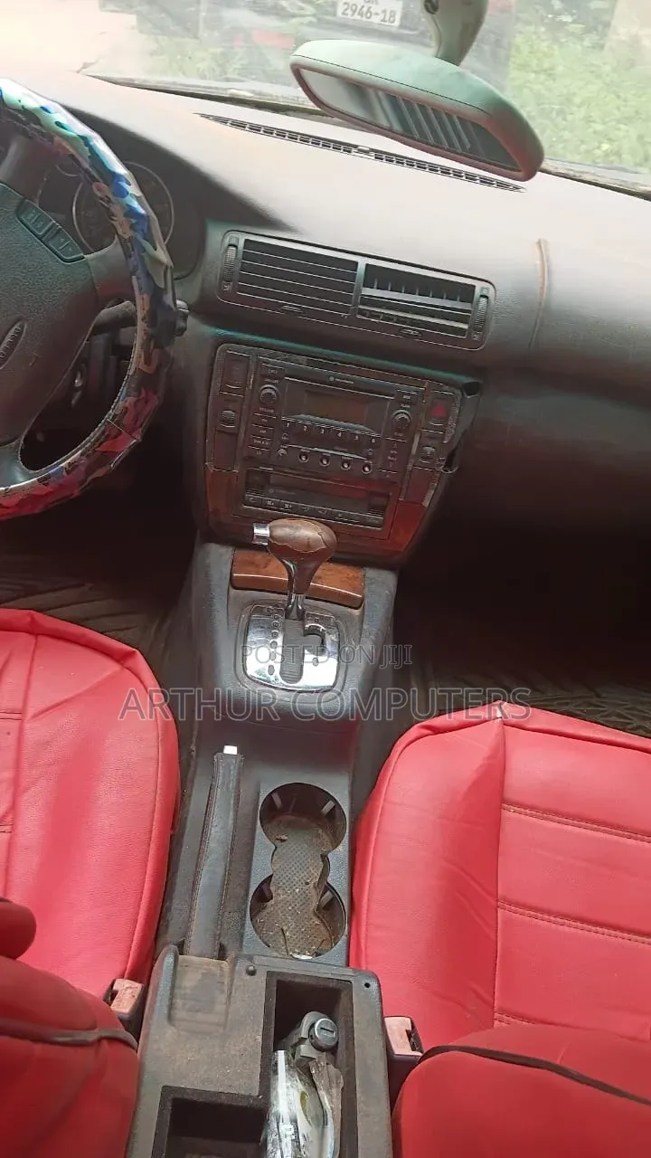 Volkswagen Passat 2002 Green