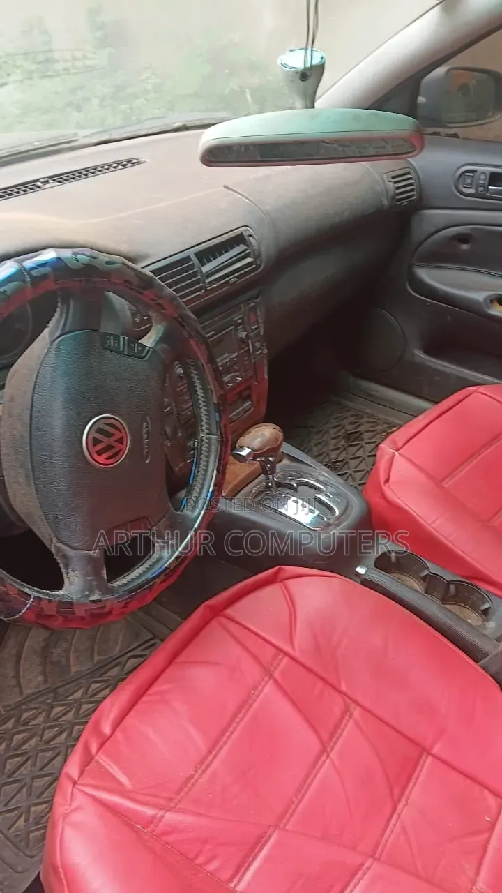 Volkswagen Passat 2002 Green