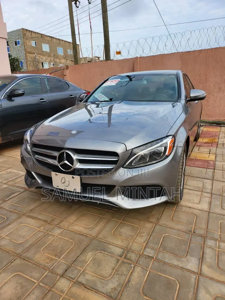 Mercedes-Benz C300 Base 4Matic Sedan AWD (2.0L 4cyl 7A) 2016 Gray