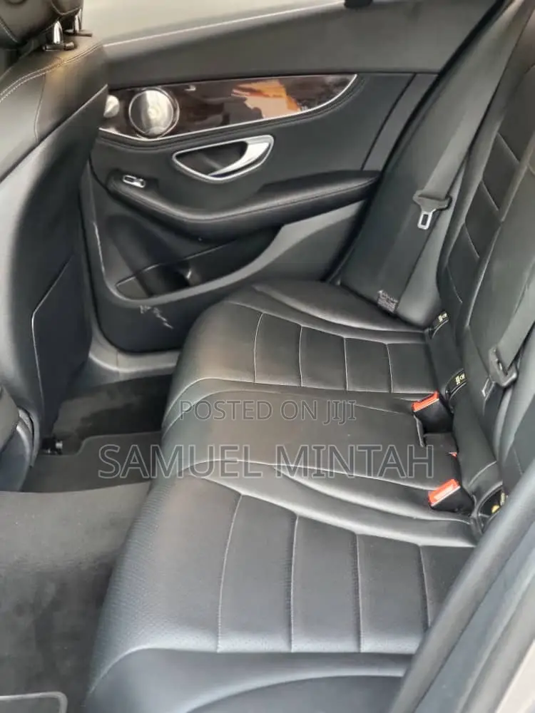 Mercedes-Benz C300 Base 4Matic Sedan AWD (2.0L 4cyl 7A) 2016 Gray