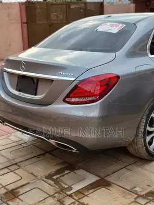 Mercedes-Benz C300 Base 4Matic Sedan AWD (2.0L 4cyl 7A) 2016 Gray